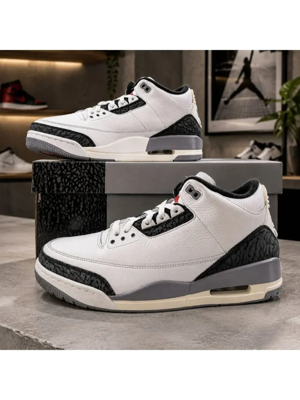 Jordan Air Jordan 3 Mens 13 Retro Cement Grey White Black Red CT8532-106 Mid Top